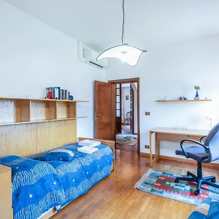 Gorgeous In Monteroni Darbia With Kitchen