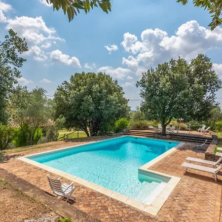 Gorgeous In Monteroni Darbia With Kitchen Сasa de vacaciones