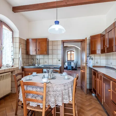 Gorgeous In Monteroni Darbia With Kitchen Holiday home *